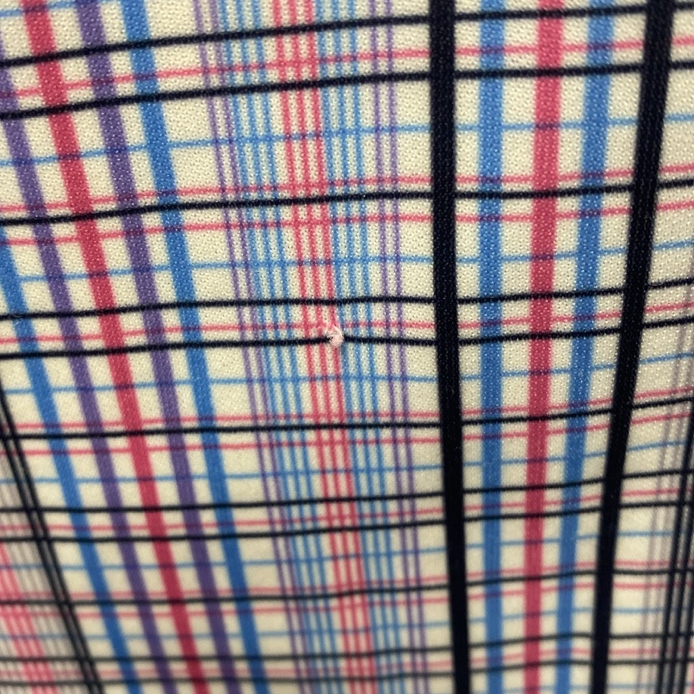 Beautiful Blouse - Picture 5 of 5
